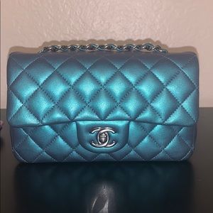❌Sold❌Turquiose/teal iridescent chanel mini